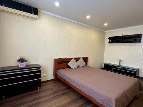 квартира за адресою Київ, Райдужна вул., 16