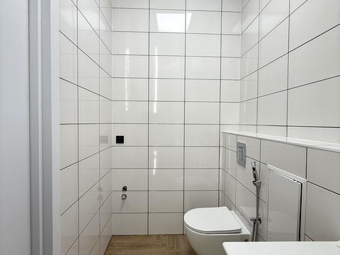 комерційна за адресою Тираспольська вул., 52