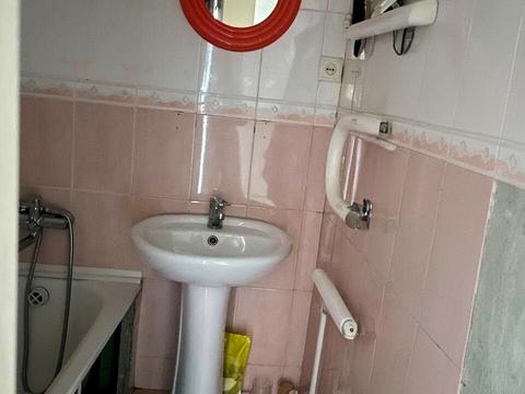 квартира за адресою Академіка Янгеля вул., 7