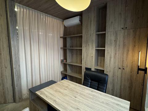 коммерческая по адресу Жилянская ул., 69