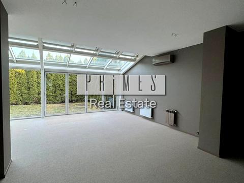 комерційна за адресою Новоселицька вул., (Будинок 2)