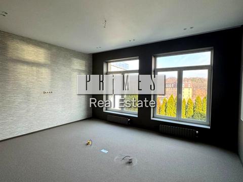 комерційна за адресою Новоселицька вул., (Будинок 2)