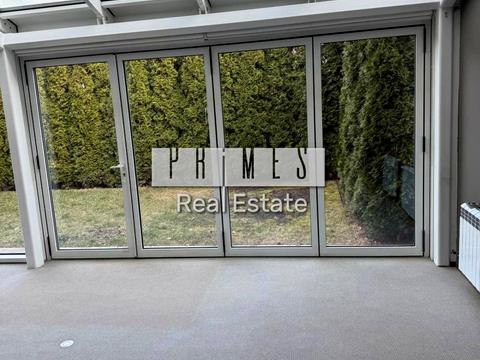 комерційна за адресою Новоселицька вул., (Будинок 2)