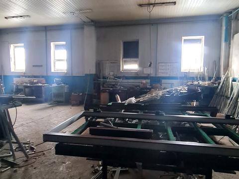 комерційна за адресою Заводська вул., 9