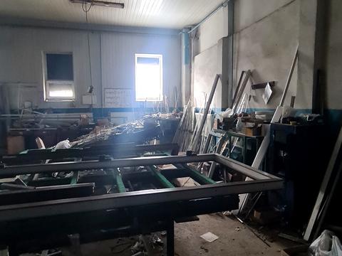 комерційна за адресою Заводська вул., 9