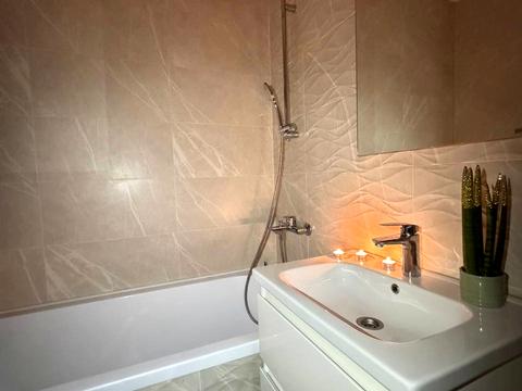 квартира за адресою Степана Бандери вул., 15