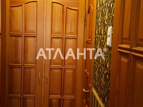 квартира за адресою Князя Володимира Великого просп., 100