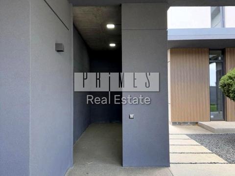 будинок за адресою Лівобережна вул., (Будинок 12)