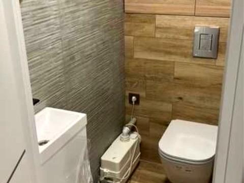 коммерческая по адресу Лосевский пер., 4