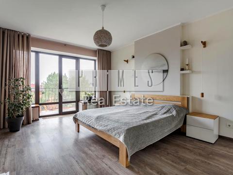 будинок за адресою с. Білогородка, Святкова вул.