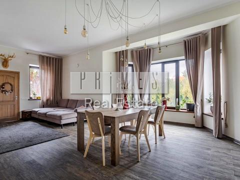 будинок за адресою с. Білогородка, Святкова вул.