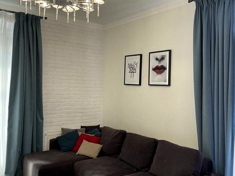 квартира за адресою Регенераторна вул., 4 к5