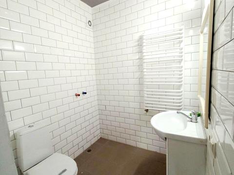 комерційна за адресою Гетьмана Петра Дорошенка вул. (Жовтнева), 50