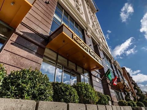 комерційна за адресою Київ, Жилянська вул., 68