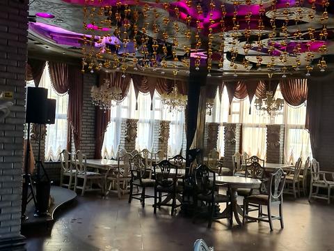 комерційна за адресою Чернівці, Університетська вул., 21