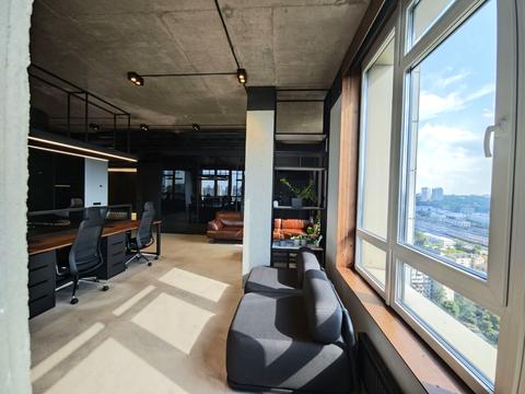 комерційна за адресою Жилянська вул., 68