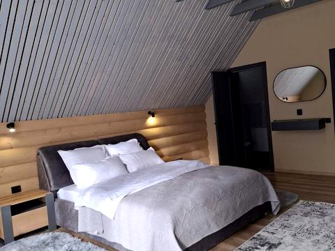 комерційна за адресою Невідома, 1