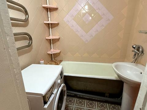 квартира по адресу Небесной Сотни просп. (Маршала Жукова), 30