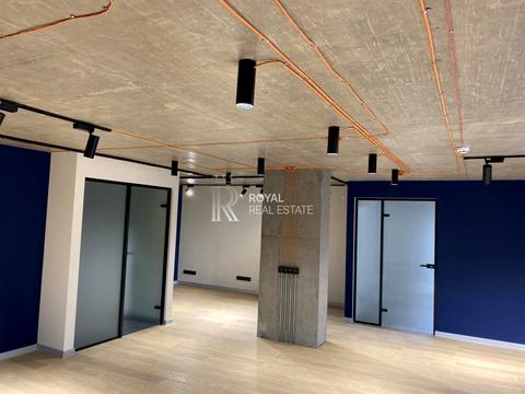 коммерческая по адресу Антоновича ул. (Горького), 131