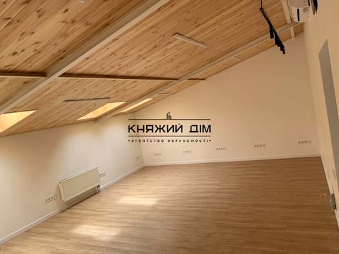 комерційна за адресою Михайла Максимовича вул. (Онуфрія Трутенка), 28-Б