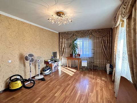 будинок за адресою Вишнева