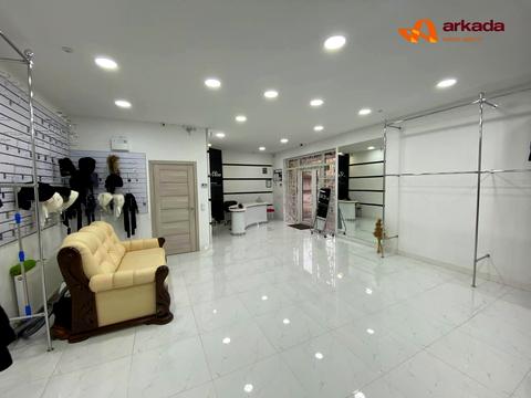 комерційна за адресою Кості Левицького вул., 19д/6