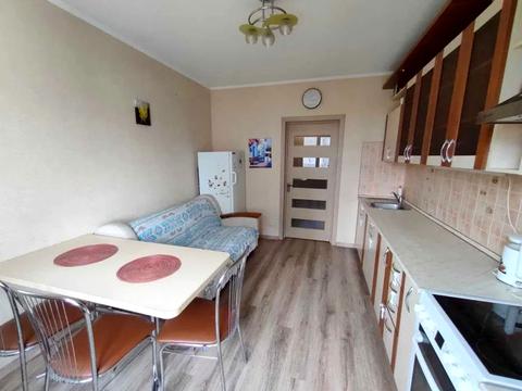 квартира за адресою Милославська вул., 45