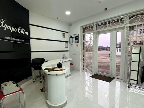 комерційна за адресою Кості Левицького вул., 19д/6