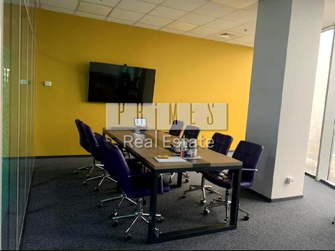 коммерческая по адресу Николая Амосова ул., 1