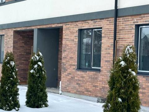 будинок за адресою Назарія Яремчука вул.