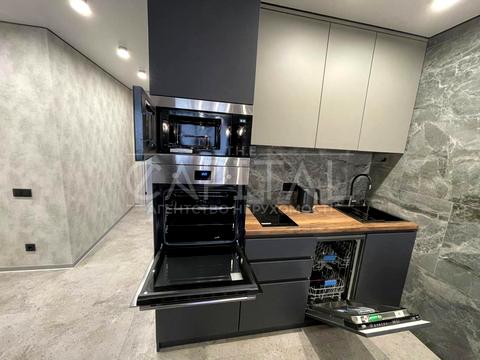 квартира за адресою Михайла Максимовича вул. (Онуфрія Трутенка), 32-Б