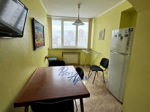 квартира за адресою Володимира Івасюка просп. (Героїв Сталінграду), 20-А