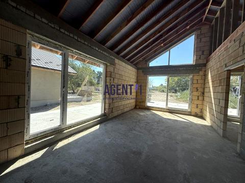 дом по адресу Пасічна