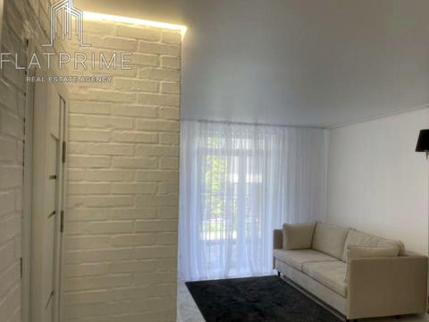 квартира за адресою Грушевського пров., 12