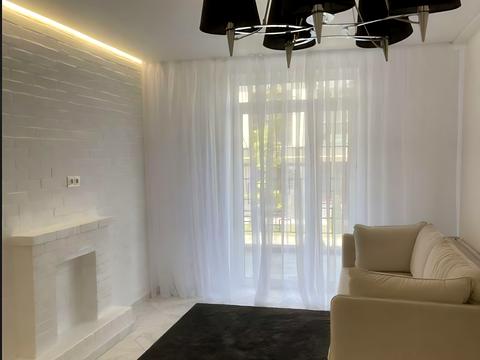 квартира за адресою Грушевського пров., 12