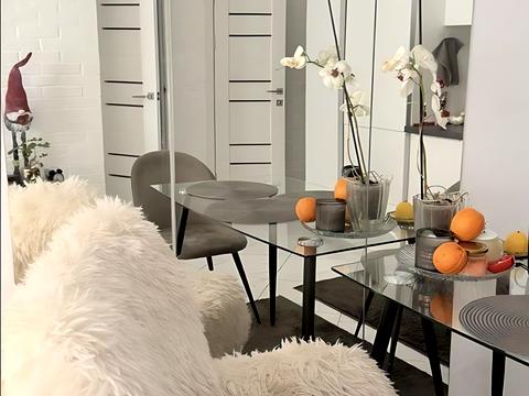 квартира за адресою Грушевського пров., 12