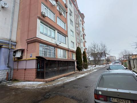 квартира за адресою Богдана Хмельницького вул., 51а