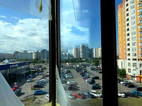 комерційна за адресою Олександра Мишуги вул., 1