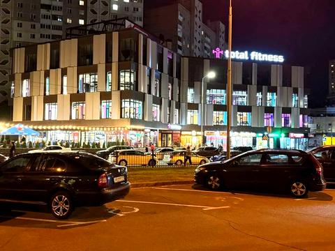 комерційна за адресою Олександра Мишуги вул., 1