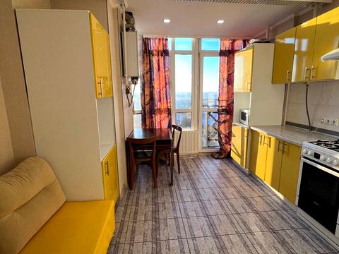 квартира за адресою Українська вул., 83б к.1-5