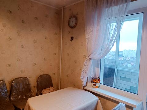 квартира за адресою Академіка Єфремова вул. (Командарма Уборевича), 17