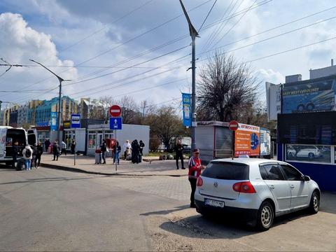 комерційна за адресою Стрийська, 109