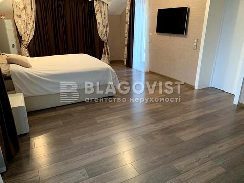 будинок за адресою Центральна, 5