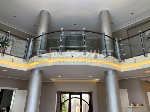 будинок за адресою Центральна, 5