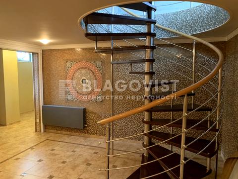 будинок за адресою Центральна, 5