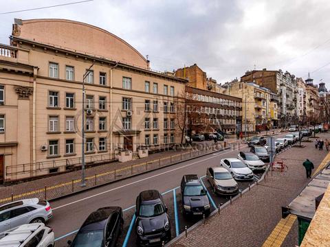 коммерческая по адресу Евгения Чикаленко ул. (Пушкінська), 3