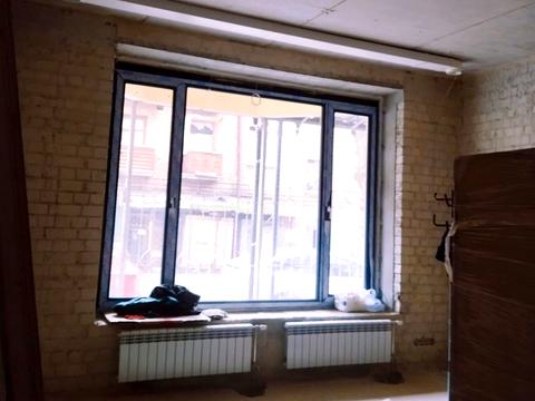 комерційна за адресою Макіївська вул., 10-А