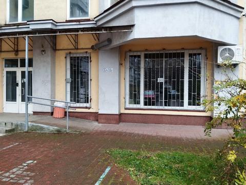 комерційна за адресою Макіївська вул., 10-А