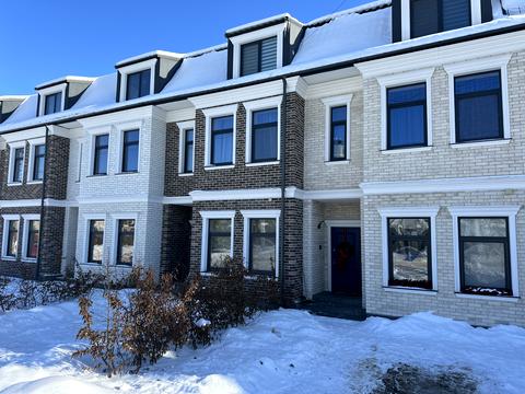 будинок за адресою Павла Загребельного вул.