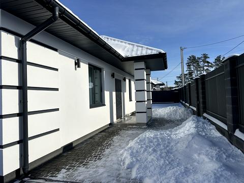 будинок за адресою Володимира Івасюка вул. (Грибоєдова), 12